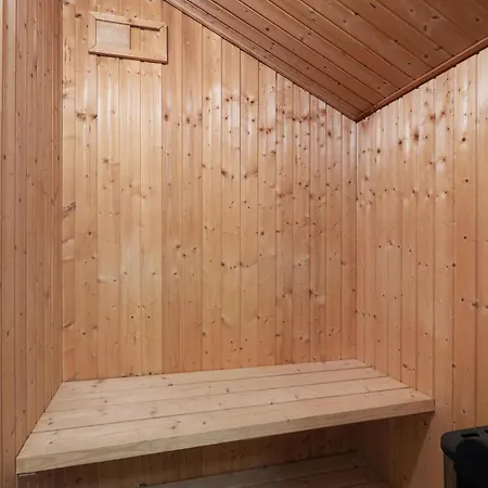 度假居 Awesome In With Sauna